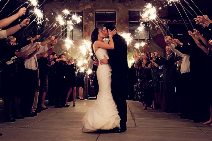 Фото бенгальские огни на свадьбе — Льгов | lgov.salutsklad.ru